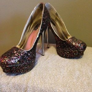 Black/Multicolor Heels